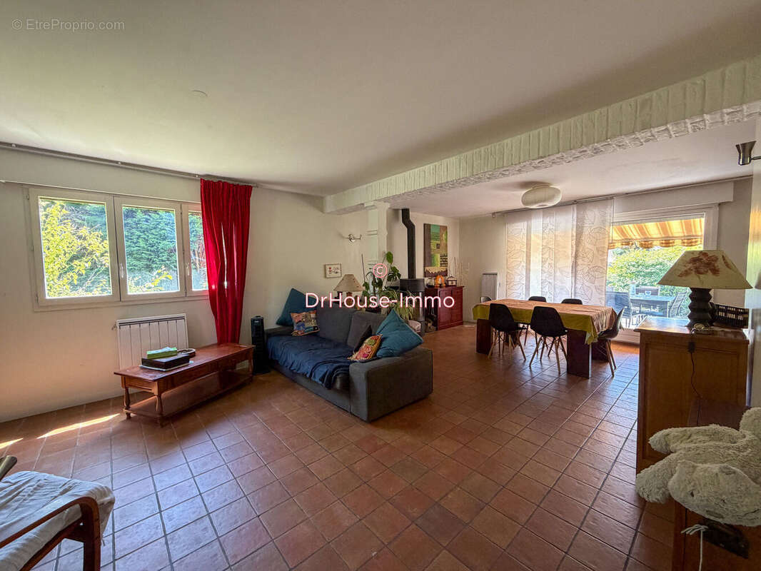 Maison 136 m² à Genech  - photo 3