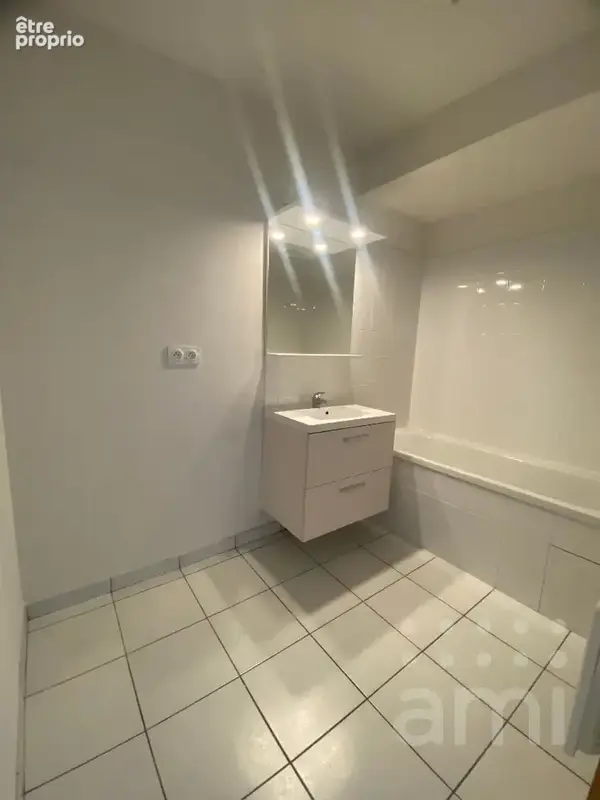 Appartement Niort  -3 pièces - 61 m2 - photo 9