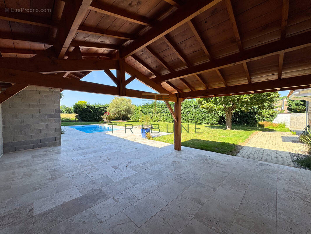 Proche d'AGEN -Maison en pierre de charme avec piscine, jardin et garage - photo 17