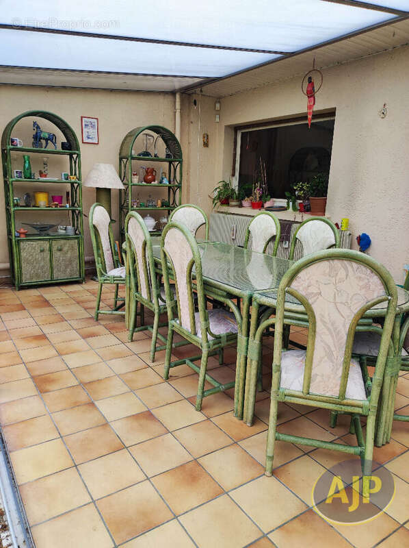 Maison à SAINT-ESTEPHE