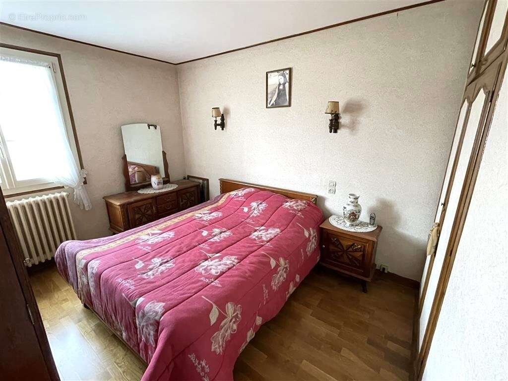 Maison 80 m² à Fontenay-Tresigny  - photo 6