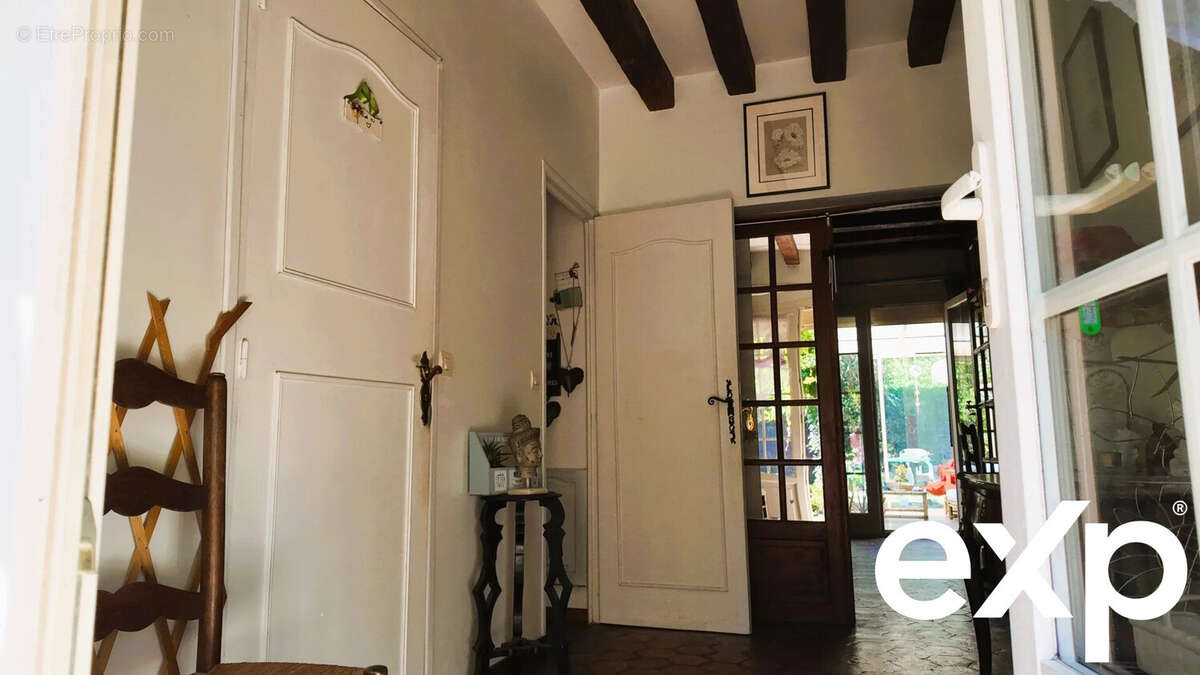 Maison à CLAIREFONTAINE-EN-YVELINES