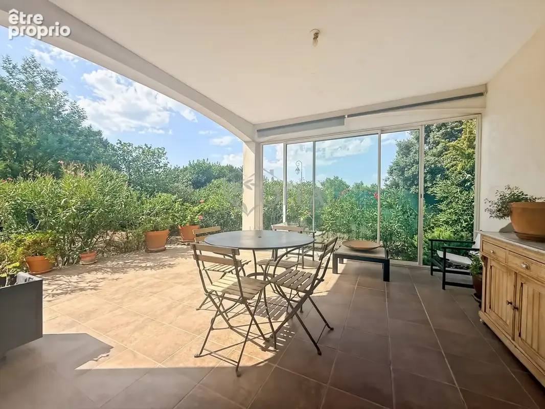 Photo Maison à Uzes au prix de 399 000€