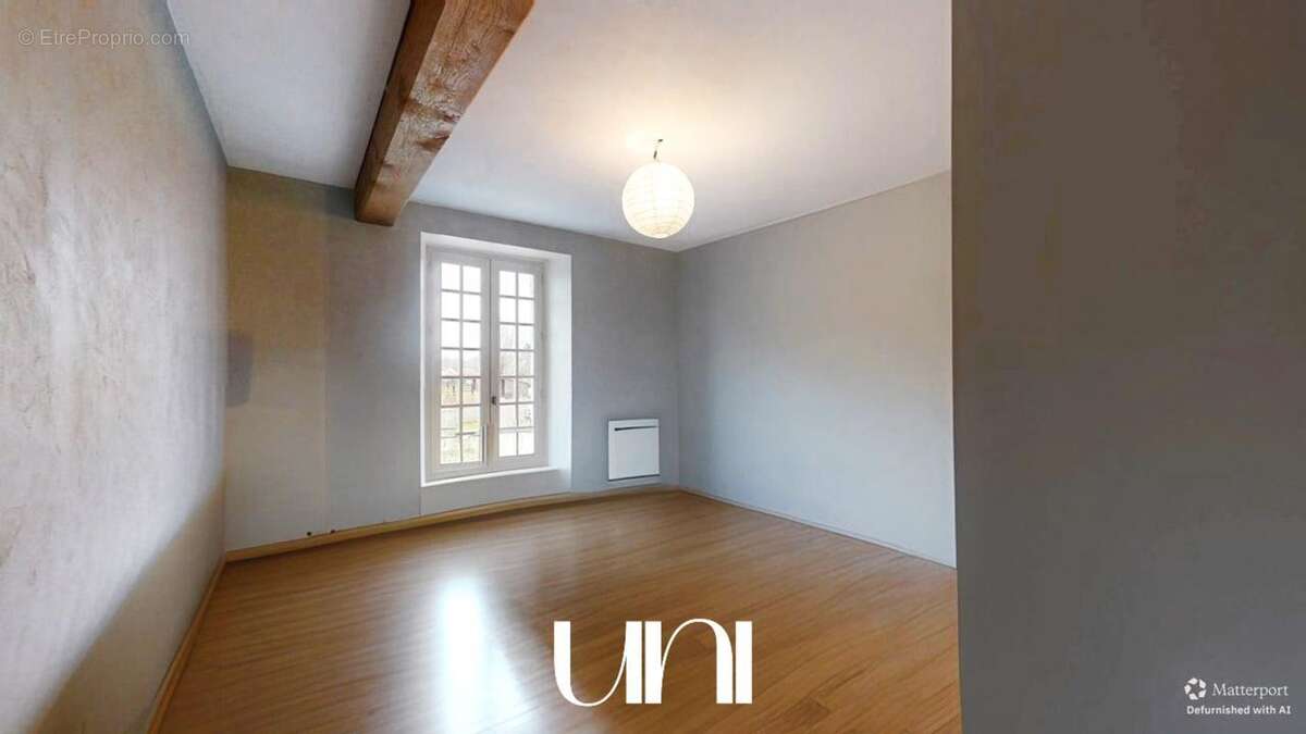 Maison à ARGENCES