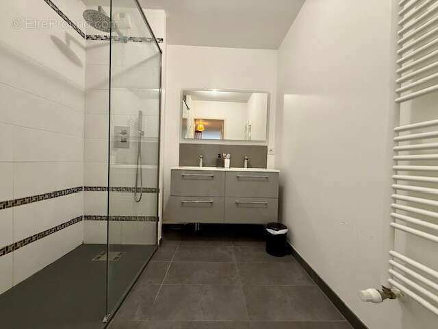 Appartement à DIVONNE-LES-BAINS