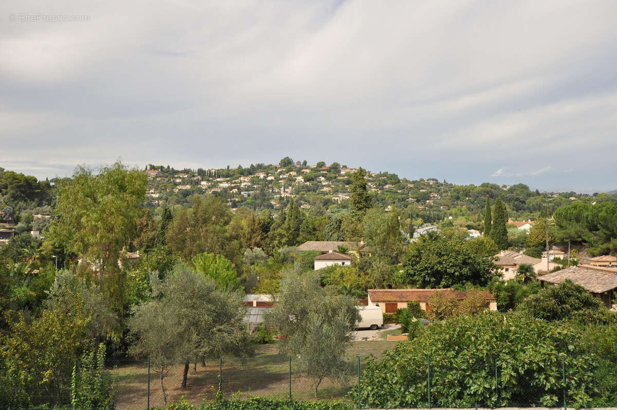 Maison à MOUGINS