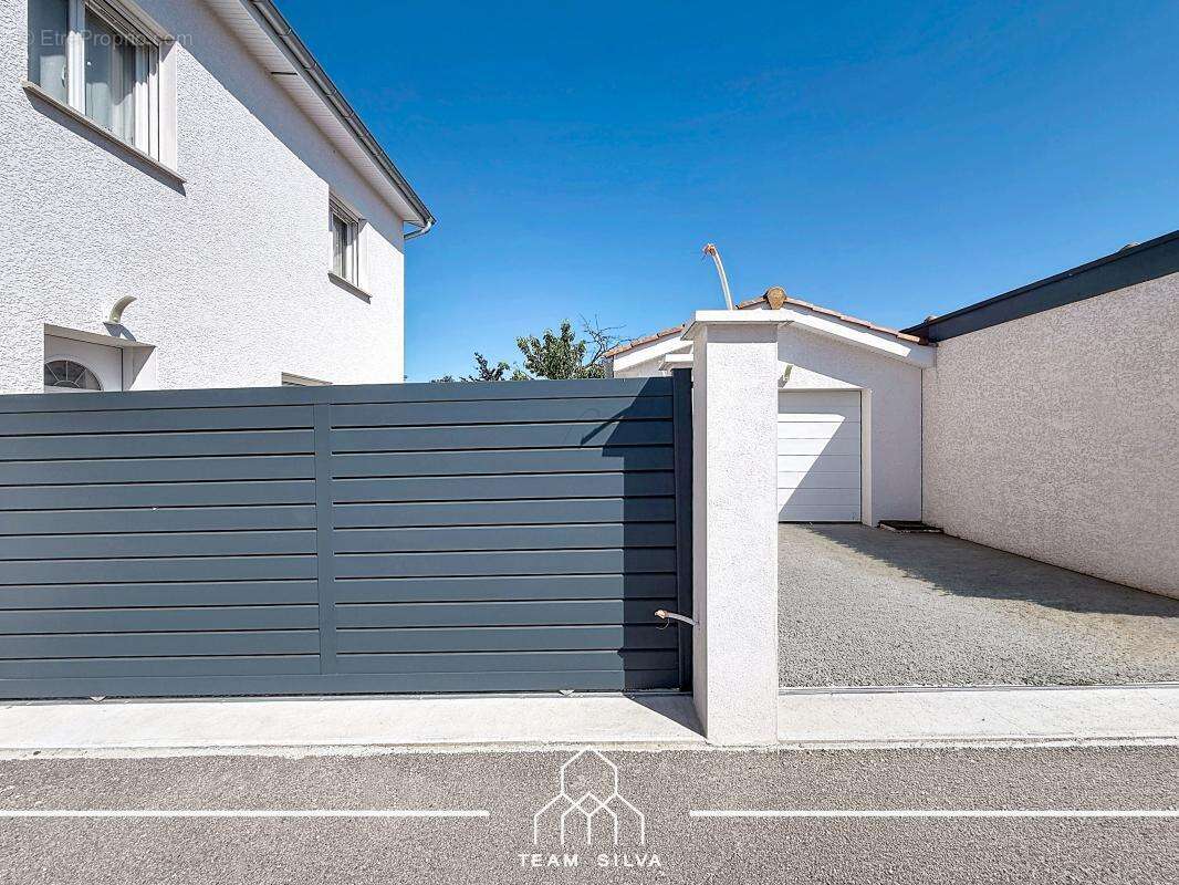 Maison 105 m² à Chasse-Sur-Rhone  - photo 22