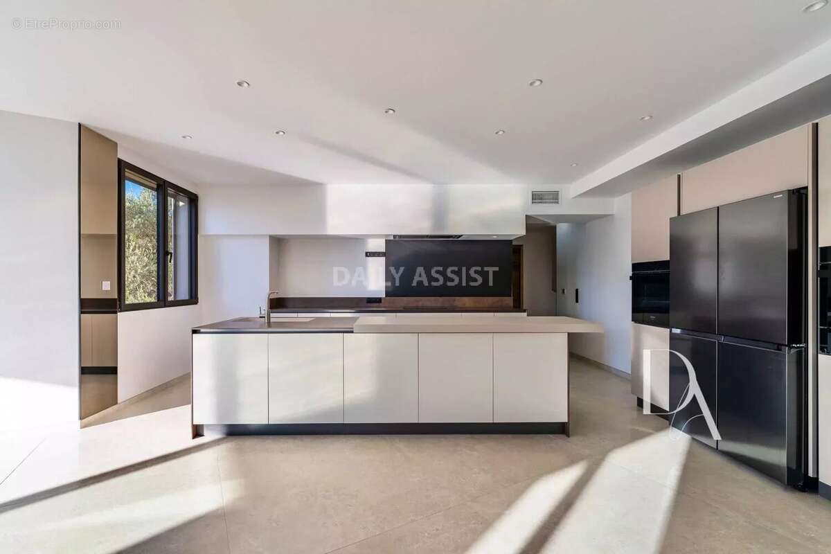 Maison Neuve Vue Dégagée Saint Cyr sur Mer - photo 10