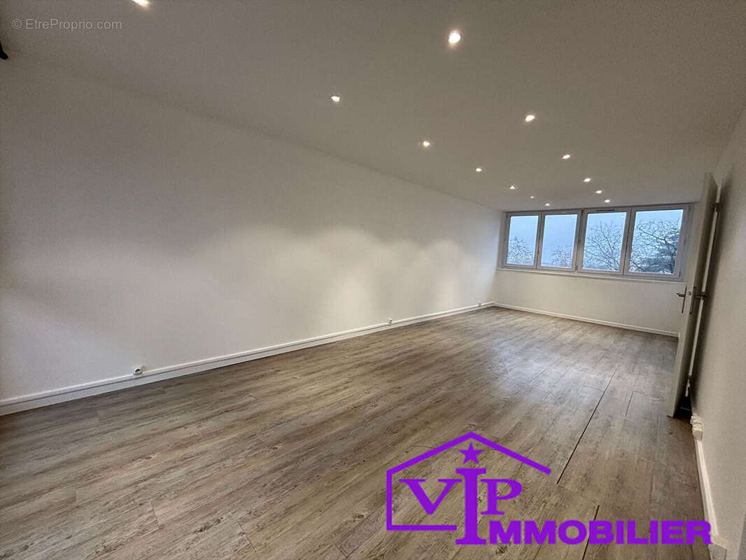 Appartement à SOTTEVILLE-LES-ROUEN