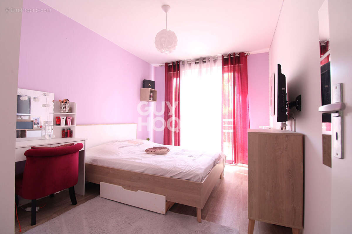 Appartement à BRIE-COMTE-ROBERT