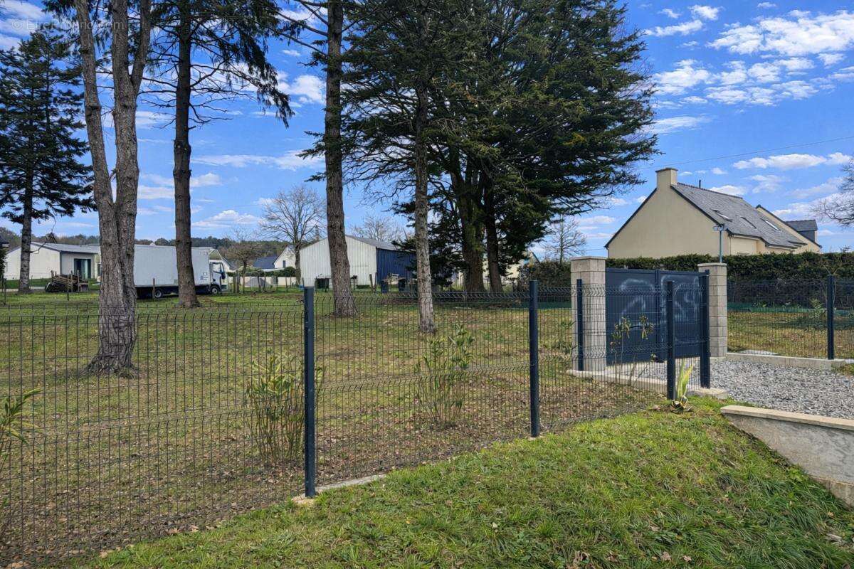 Terrain à SAINT-GILDAS-DES-BOIS