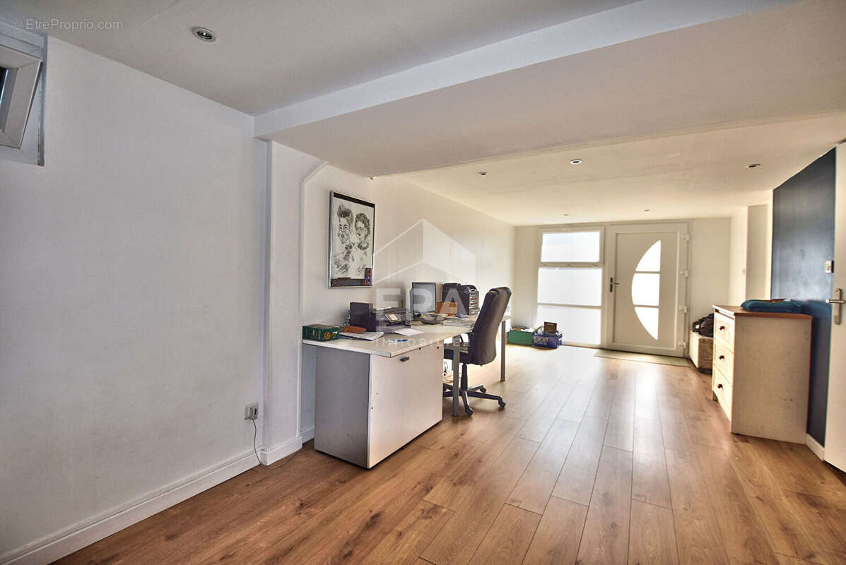 Maison à CHAZAY-D&#039;AZERGUES