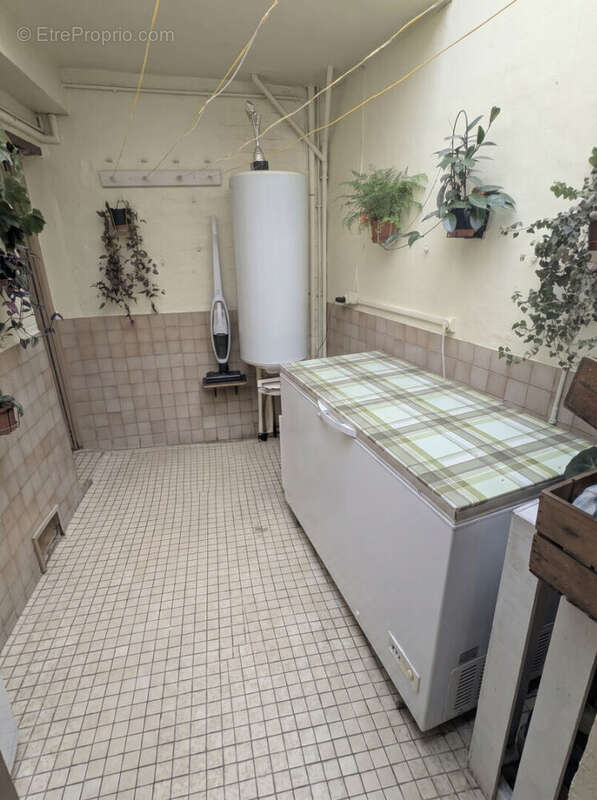 Maison 3 pièces de 42 m² avec grand garage individuel. - photo 6