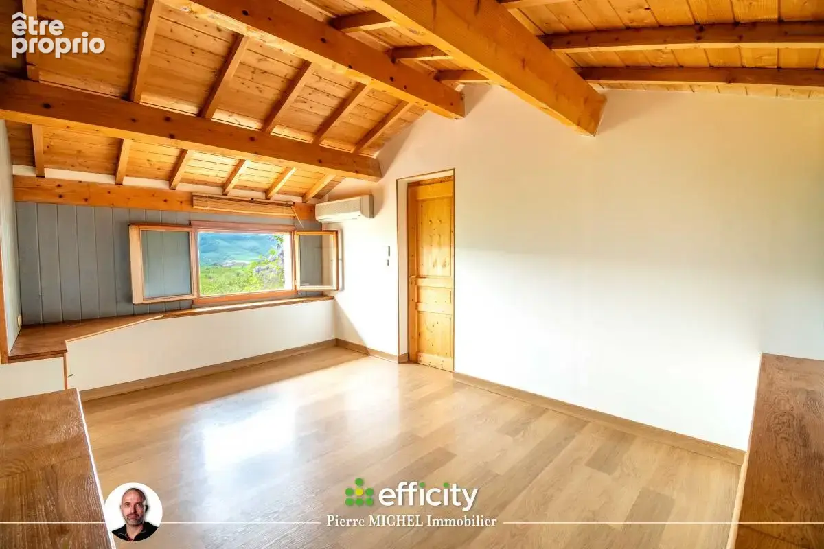 Maison 7 pièces 136 m² à vendre à Bessenay (69690) - photo 18