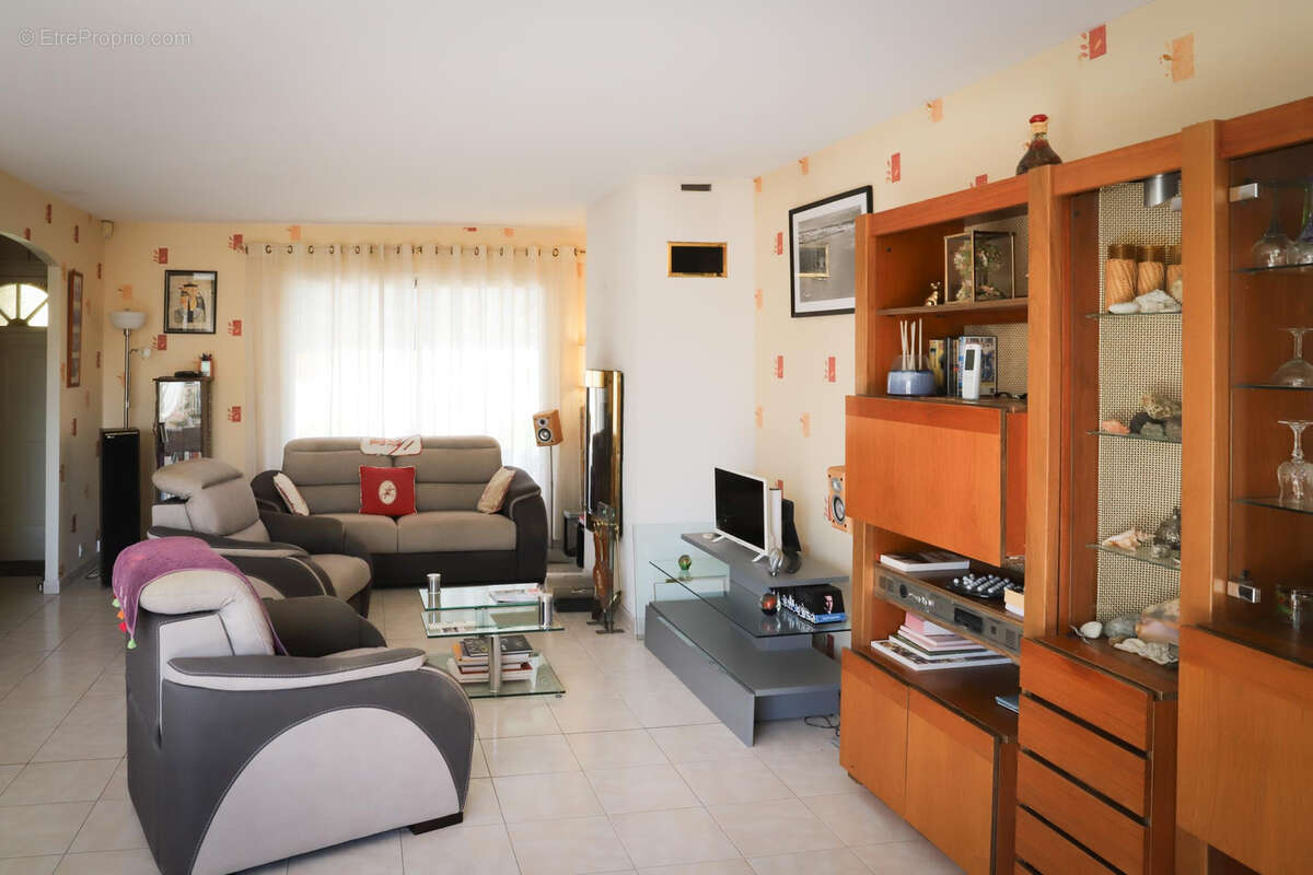 Maison à VAUX-SUR-MER