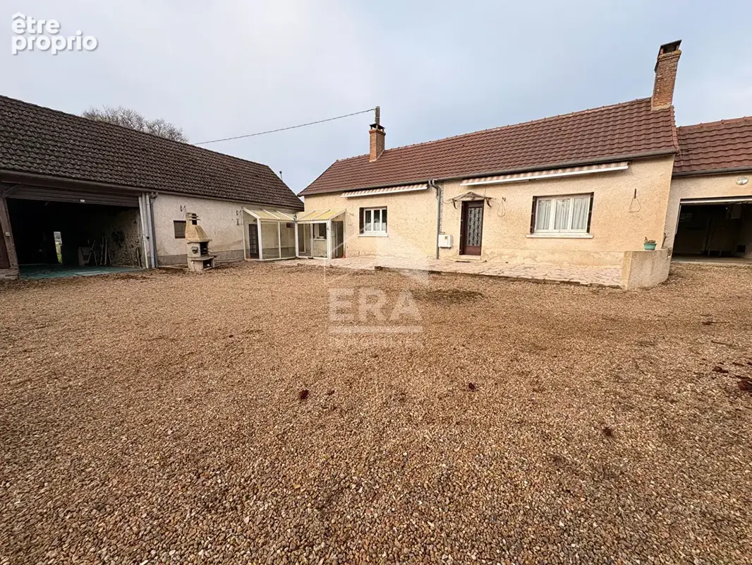 Photo Maison à Villaines-Sous-Luce au prix de 137 000€