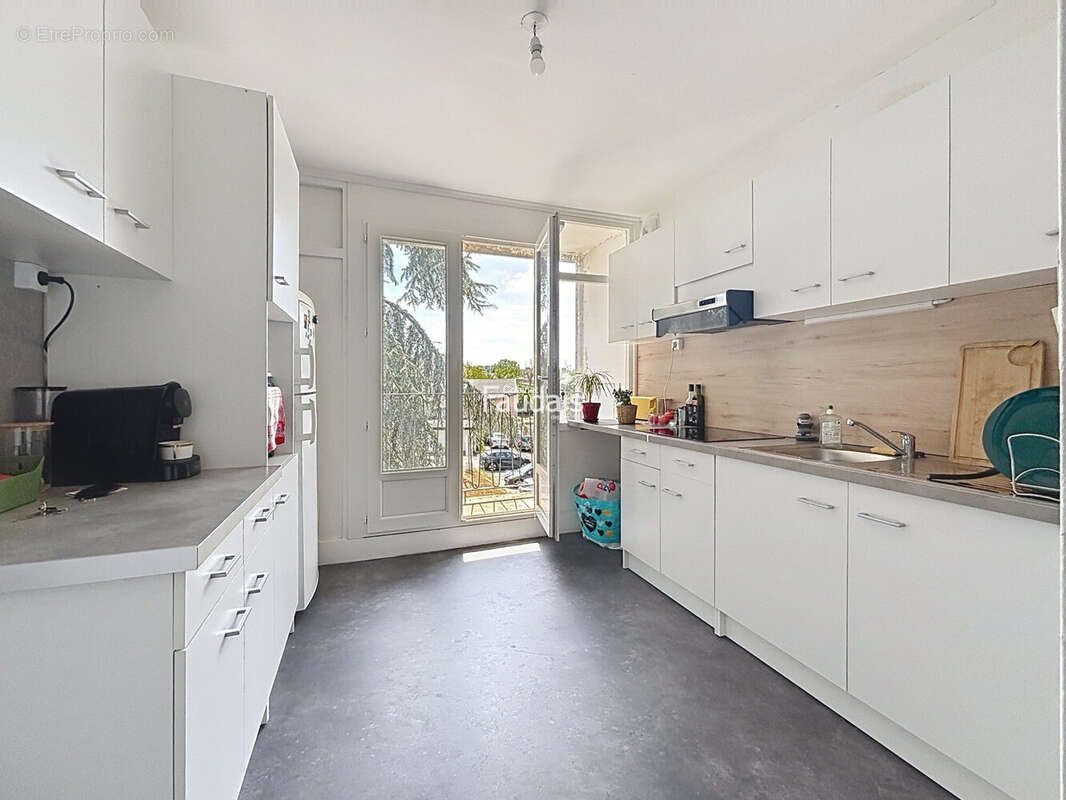 Appartement 44 m² à Saint-Lo  - photo 2