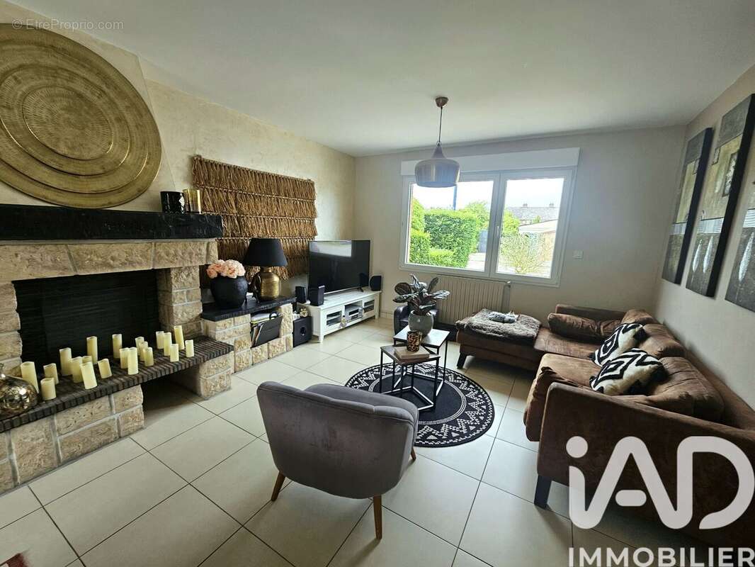 Photo 5 - Maison à FAMARS