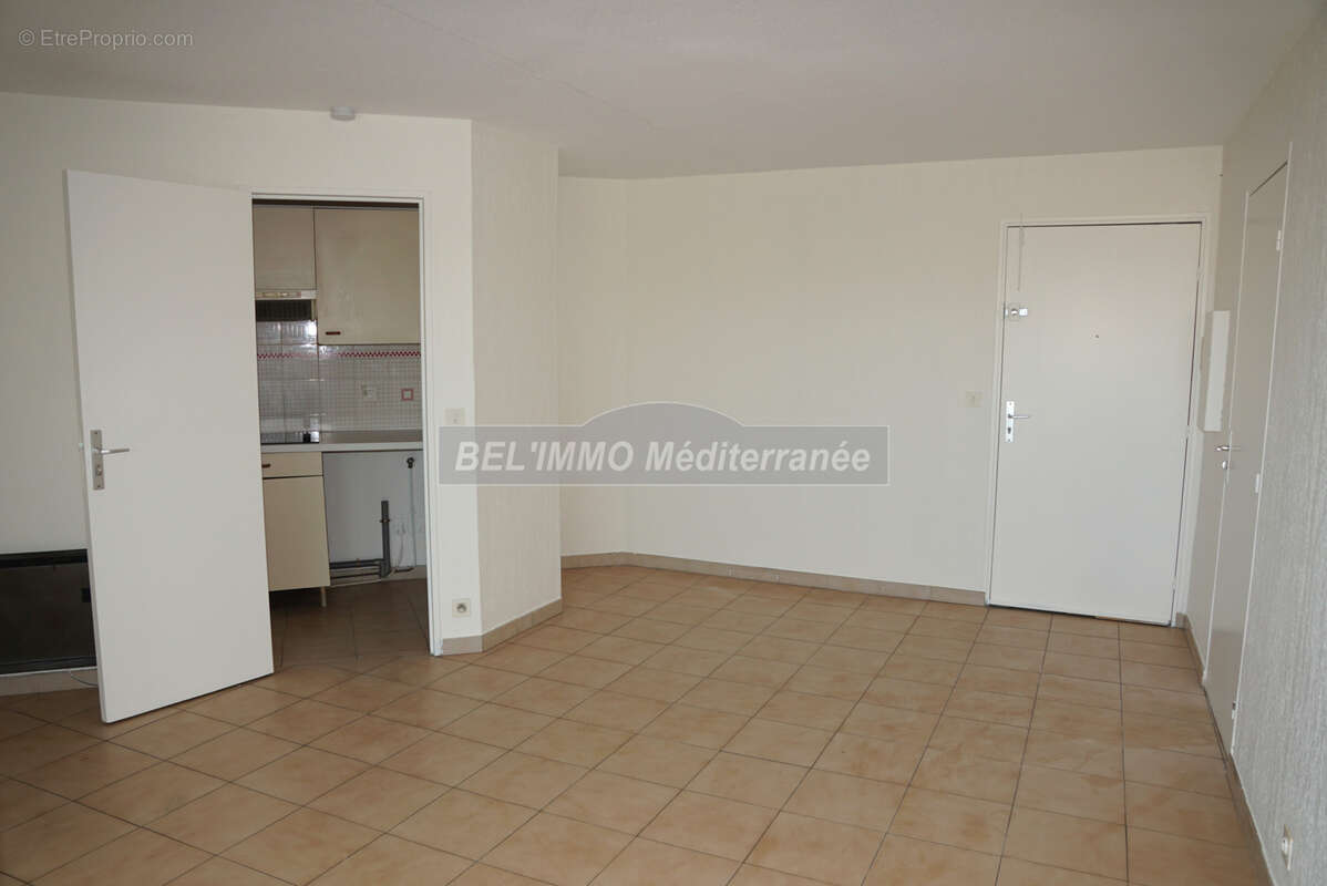 F3, Terrasse et Garage - photo 4