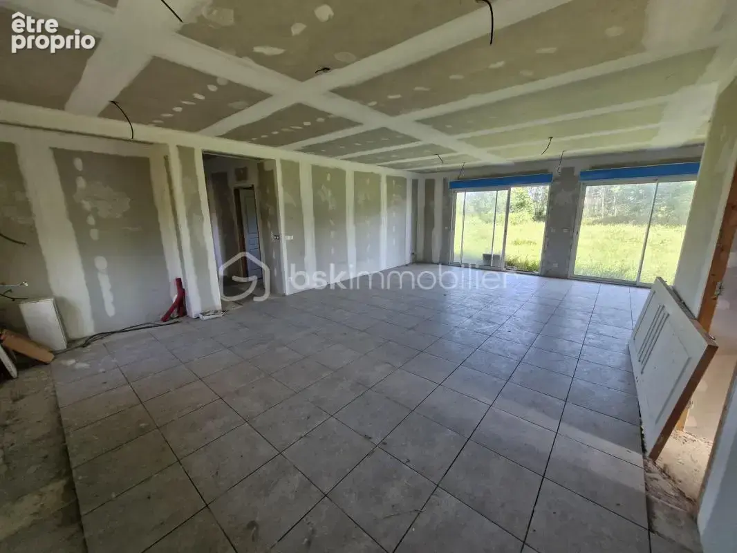 Charmante maison de 100m2 à finir de sublimer sur son terrain de 2135m2 à Menesplet - photo 4