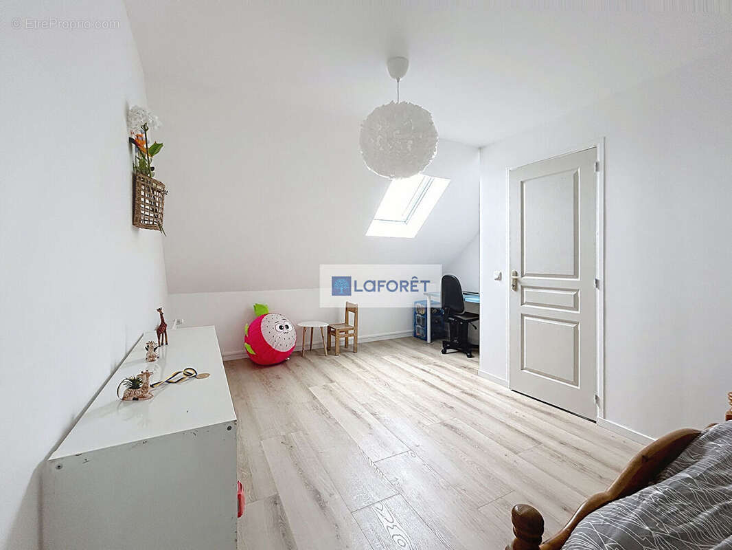 Maison à SARTROUVILLE