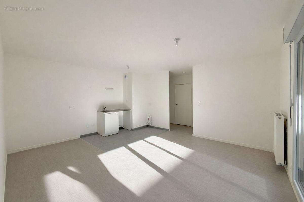 Appartement à DEVILLE-LES-ROUEN