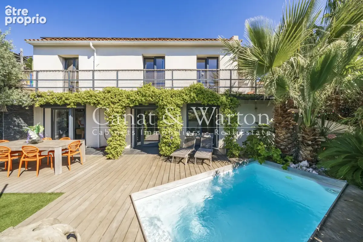 Proche du centre & plage: villa rénovée avec piscine à cavalaire - photo 1
