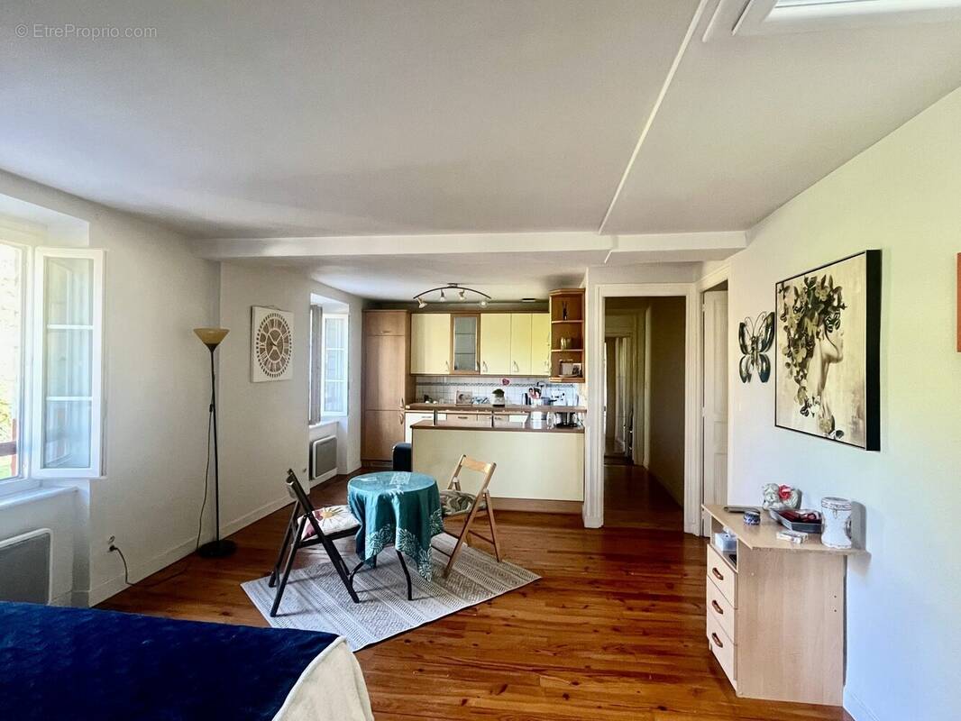 Appartement à CAMBO-LES-BAINS
