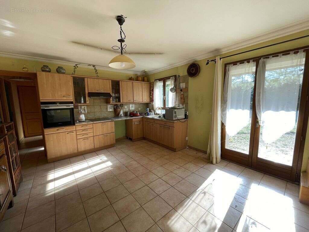 Maison - 108m ² - photo 2