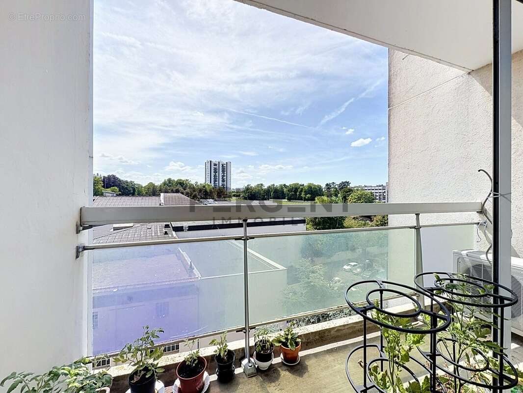 Appartement 44 m² à Reims  - photo 5