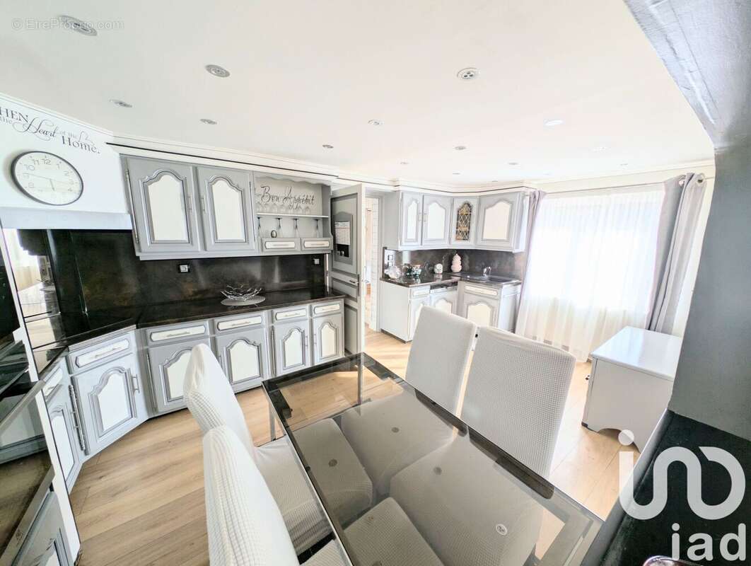 Maison 105 m² à Chatenoy  - photo 6