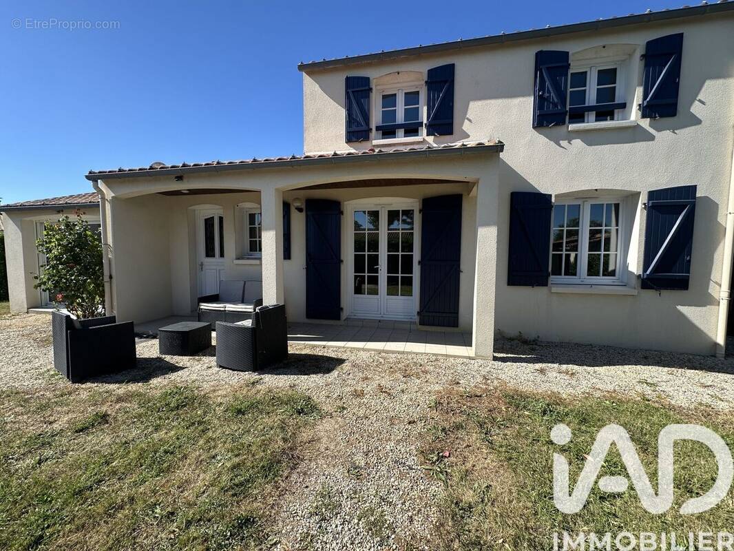Photo 1 - Maison à ANGLES
