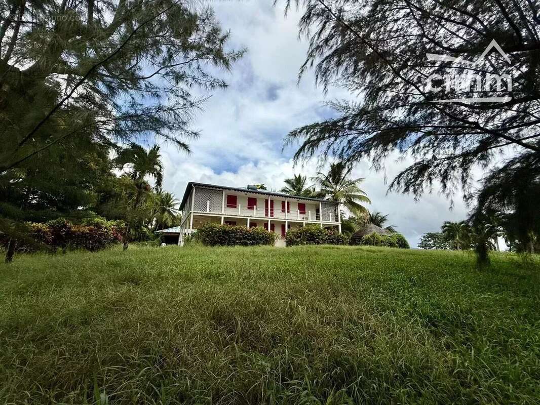 A vendre propriete deux batiments 8 pieces 304,26m² terrain 6595m² - photo 27