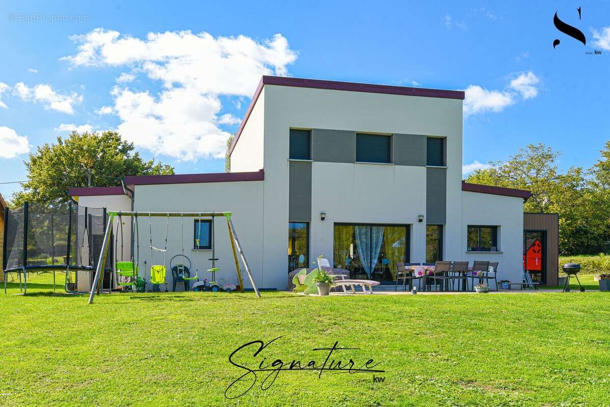 Maison à SAINT-PRIEST-SOUS-AIXE