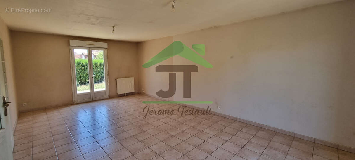 A VENDRE - Pavillon de plain-pied à Patay (45) - photo 5