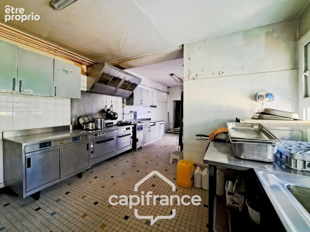 Ancien bar-restaurant avec logement – Fort potentiel au cœur de Châteaumeillant - photo 22