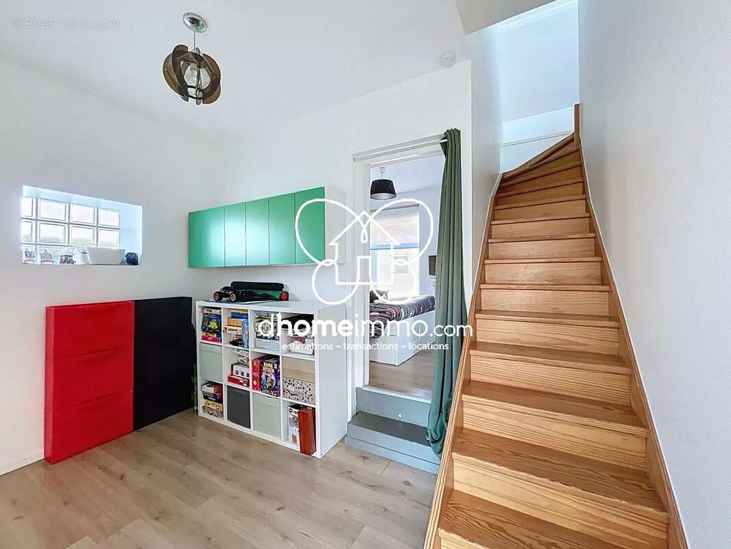 Maison à RAIMBEAUCOURT