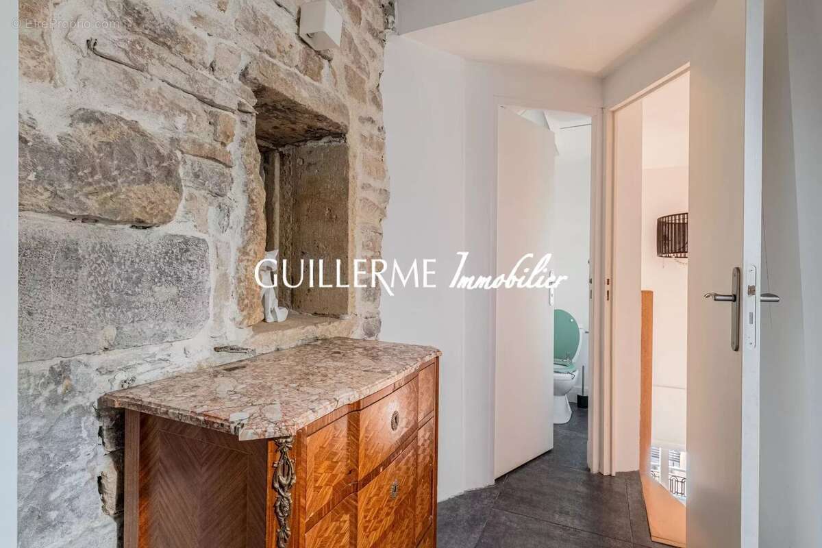 Appartement à LYON-1E