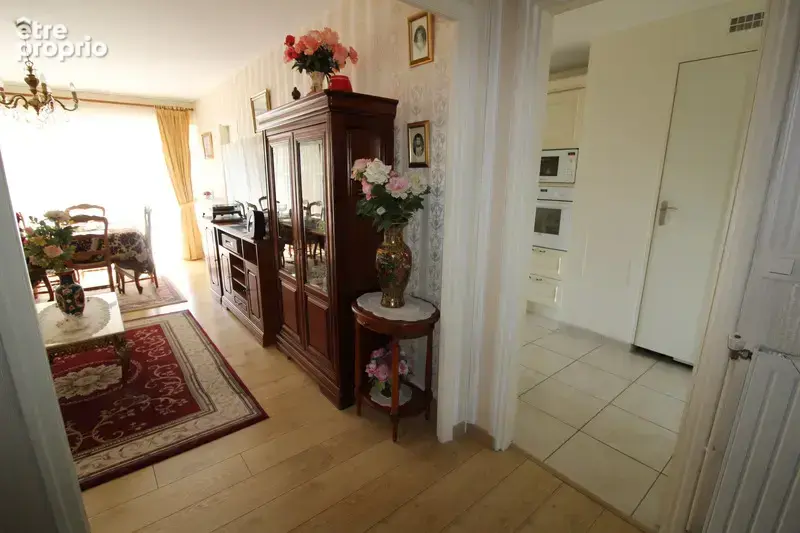 Appartement avec ASCENCEUR à vendre avec 3 CHAMBRES et 5 pièces LA ROCHE SUR YON (85) - photo 15