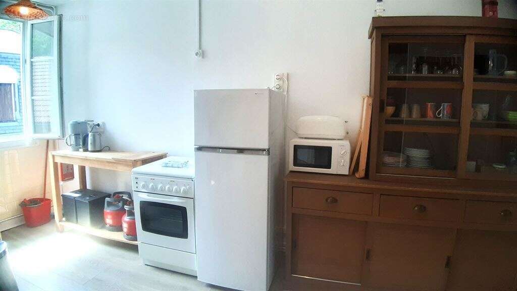 Appartement à EAUX-BONNES