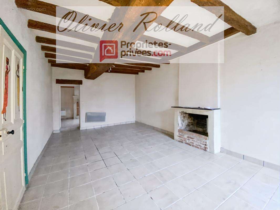 Maison à BEAULIEU-SUR-LAYON