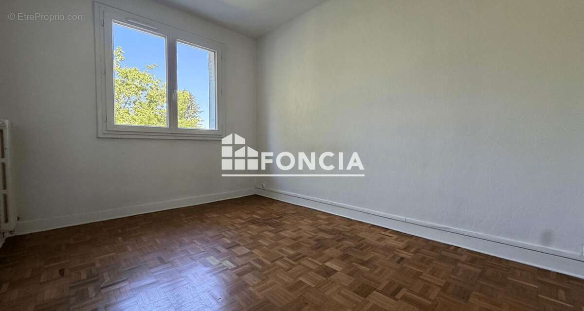 Appartement à BOURGOIN-JALLIEU