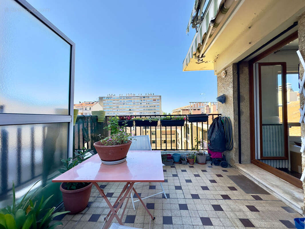 Appartement à AIX-EN-PROVENCE