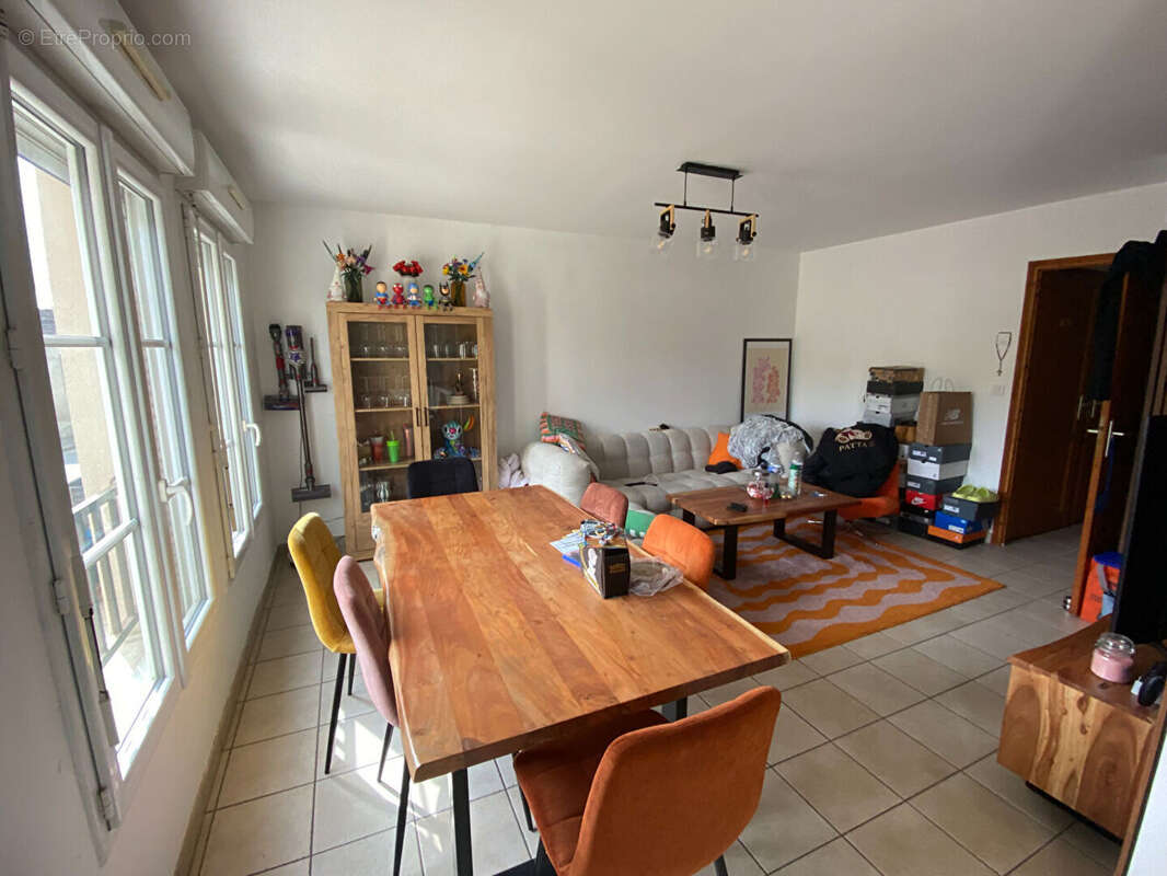 Appartement à ESCHES