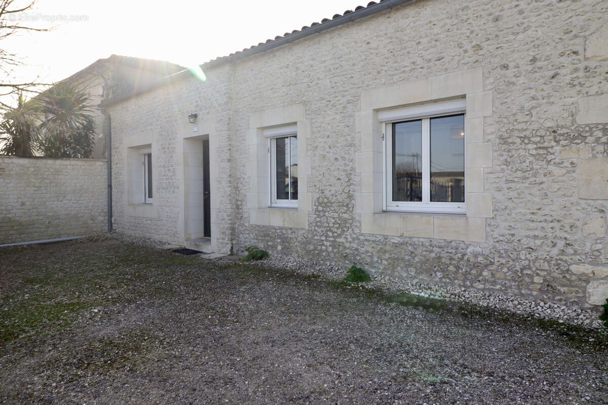 Maison à ARCES