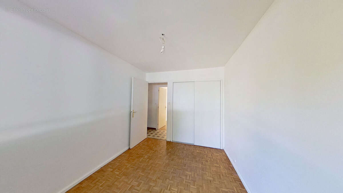 Appartement à LYON-8E
