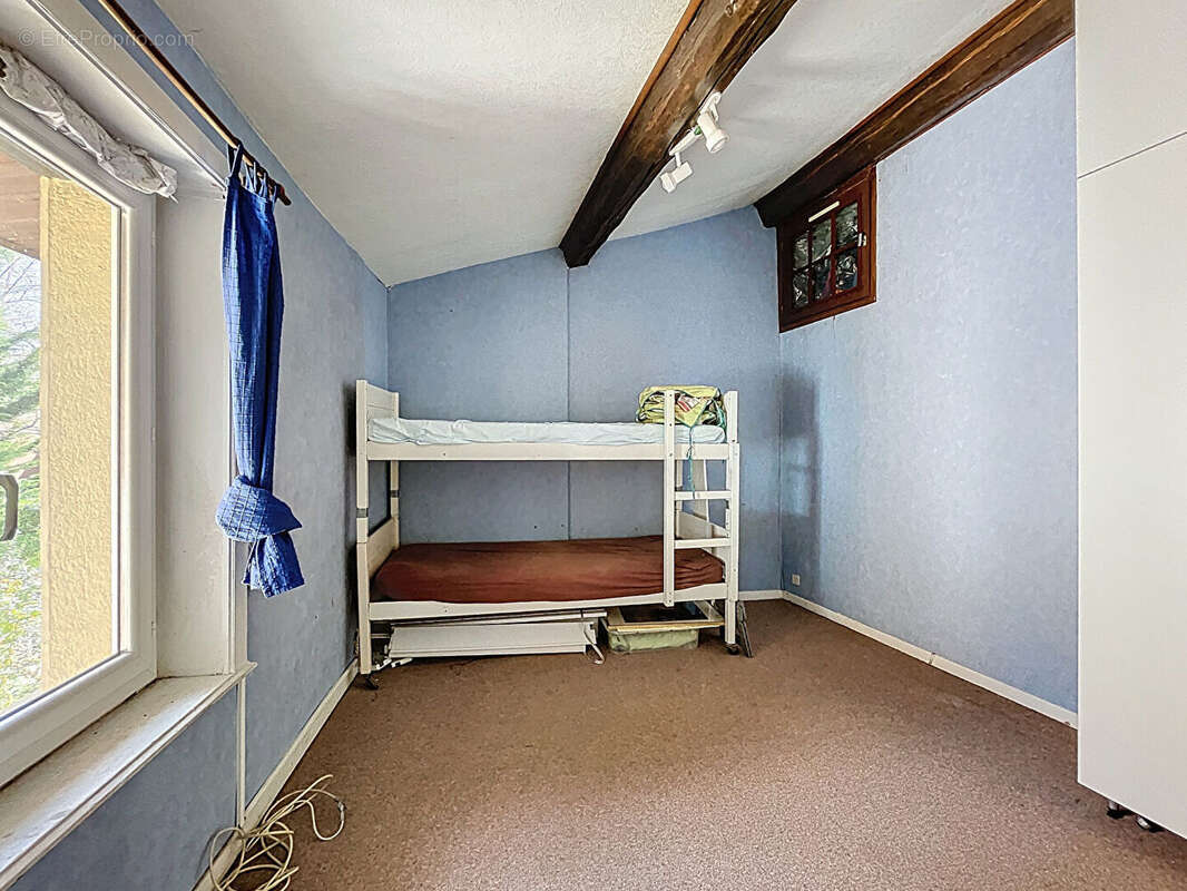 Maison à NEUVILLE-SUR-SAONE