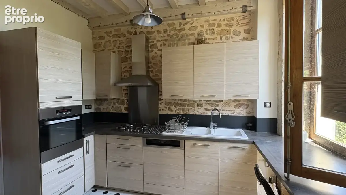 DUPLEX T4 atypique à Chasselay dans parc arboré - photo 9