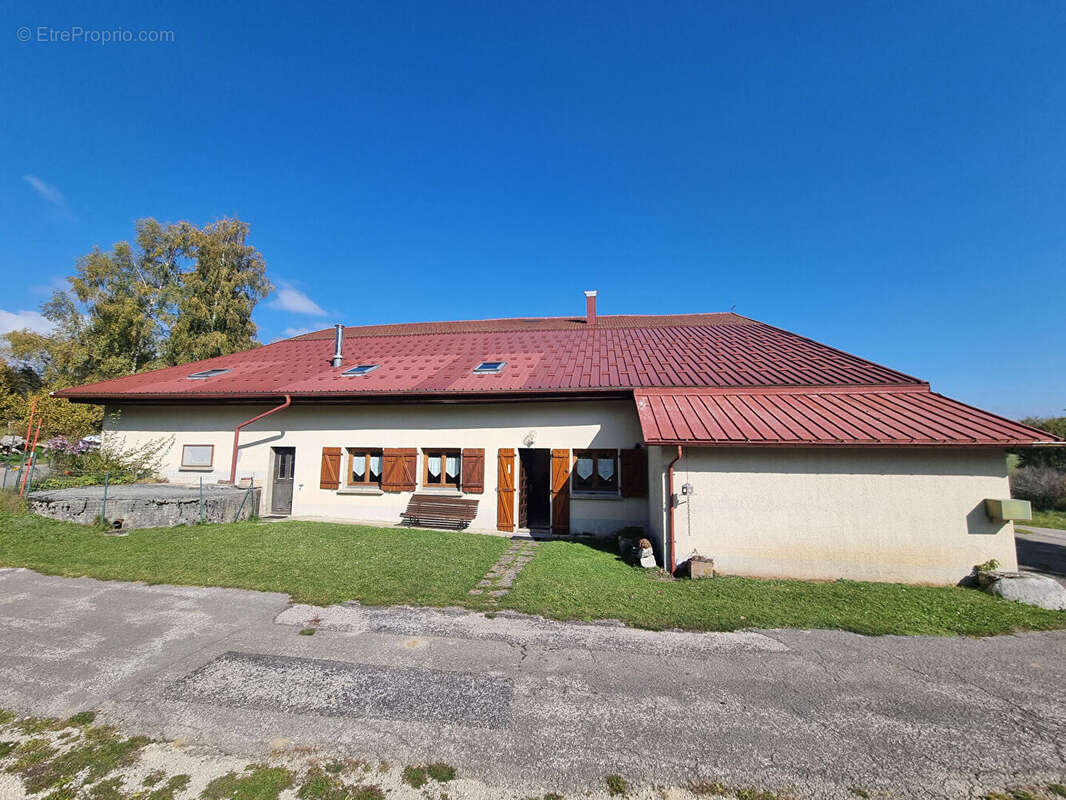 Ferme mitoyenne - LES ARCES  171.24 m2 - photo 12