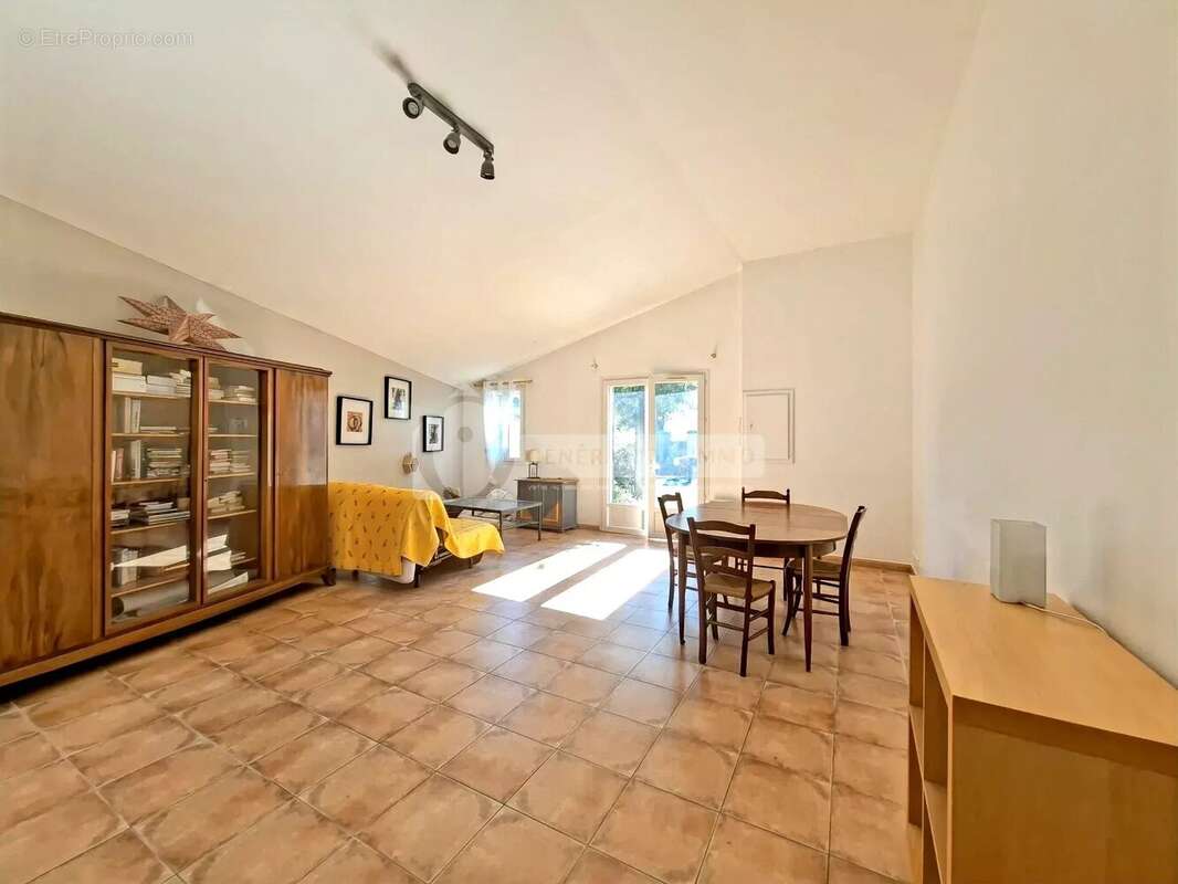 Maison à SAINT-REMY-DE-PROVENCE